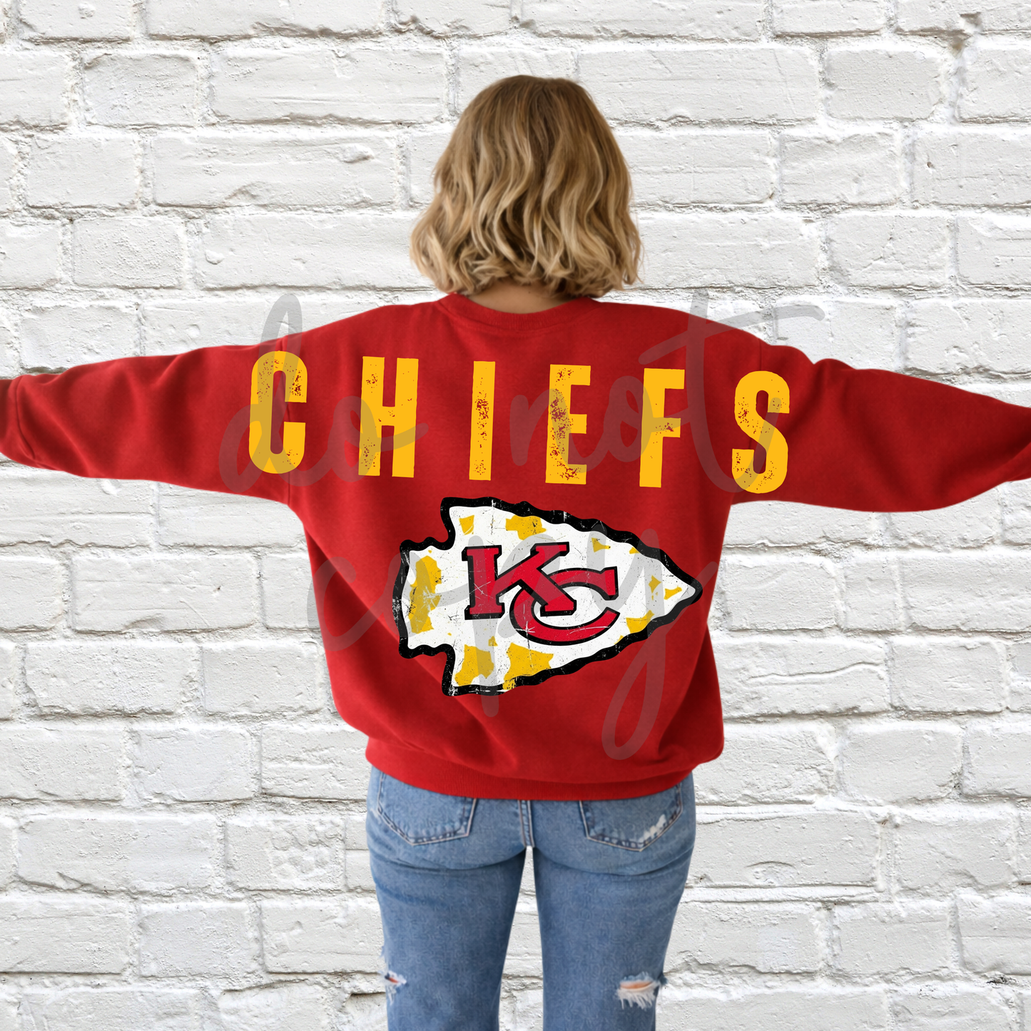 KC Oversized Crewneck with grunge arrowhead